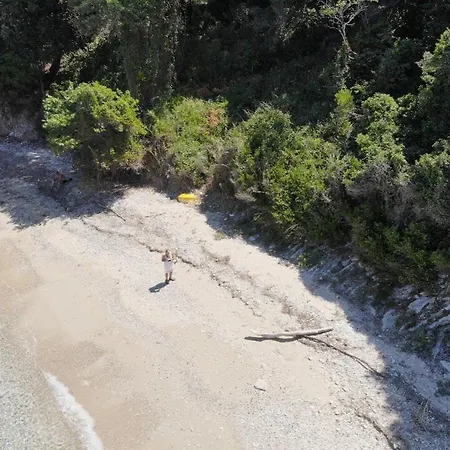 Maria Corfu Loustri Penzion 3*