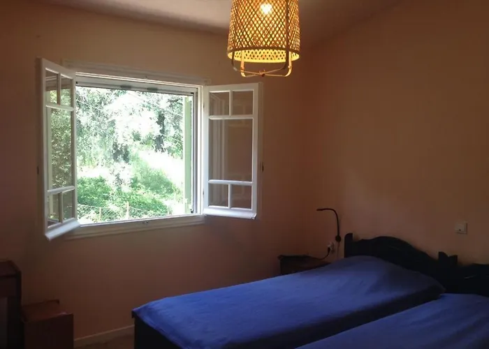 Maria Corfu Loustri Gimari