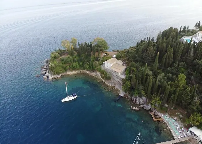 Maria Corfu Loustri 招待所 Gimari