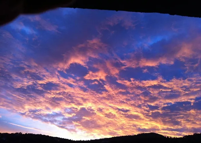 Maria Corfu Loustri 招待所