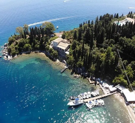 Maria Corfu Loustri 招待所 Gimari